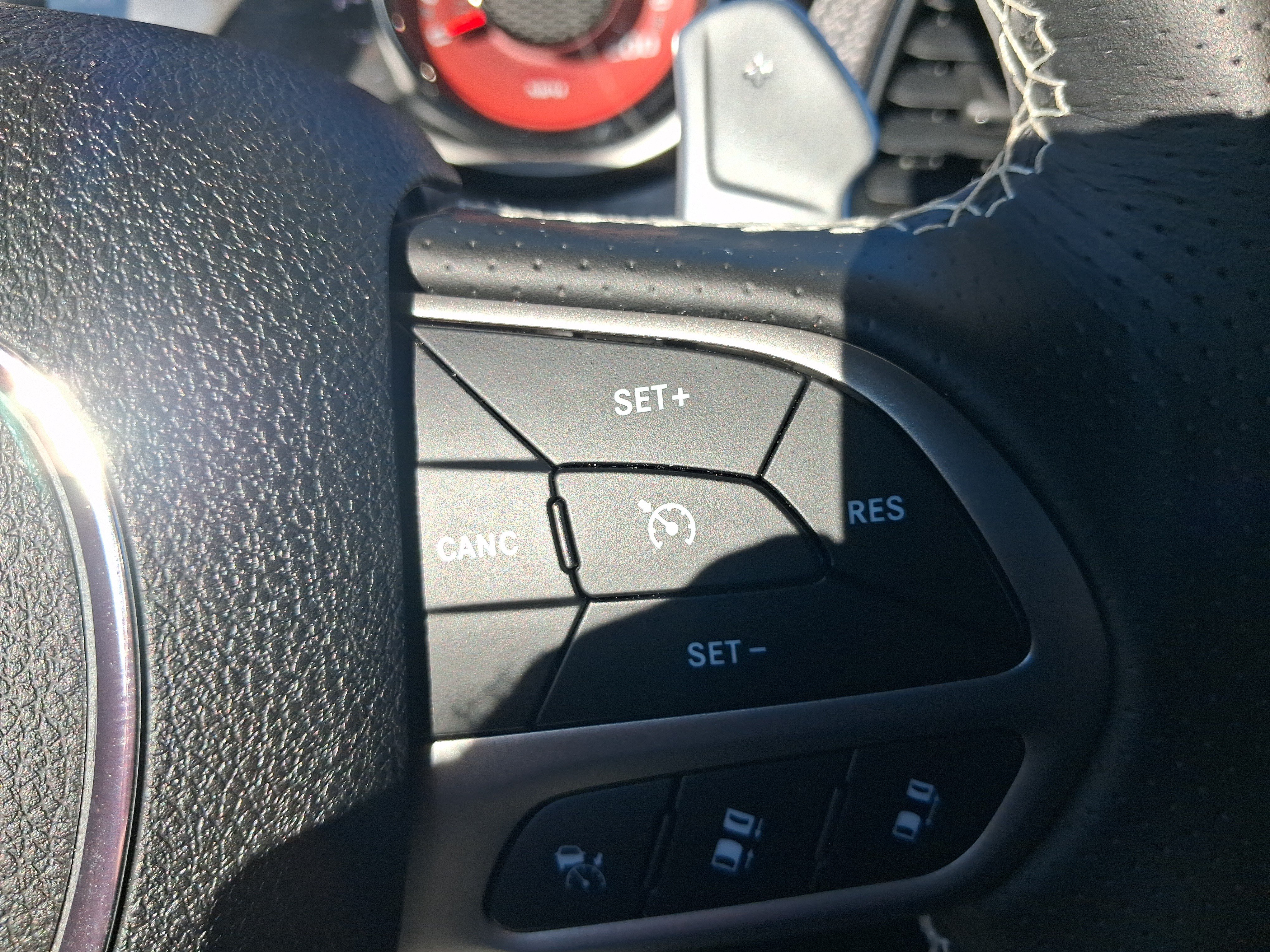 Used 2022 Dodge Challenger SRT Hellcat RWD image 24