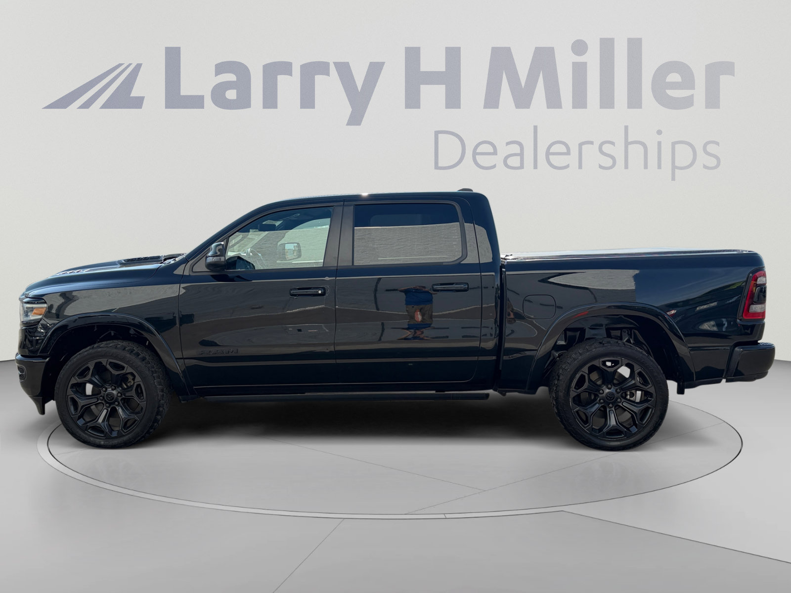 Certified 2023 RAM 1500 Limited AWD/4WD image 2