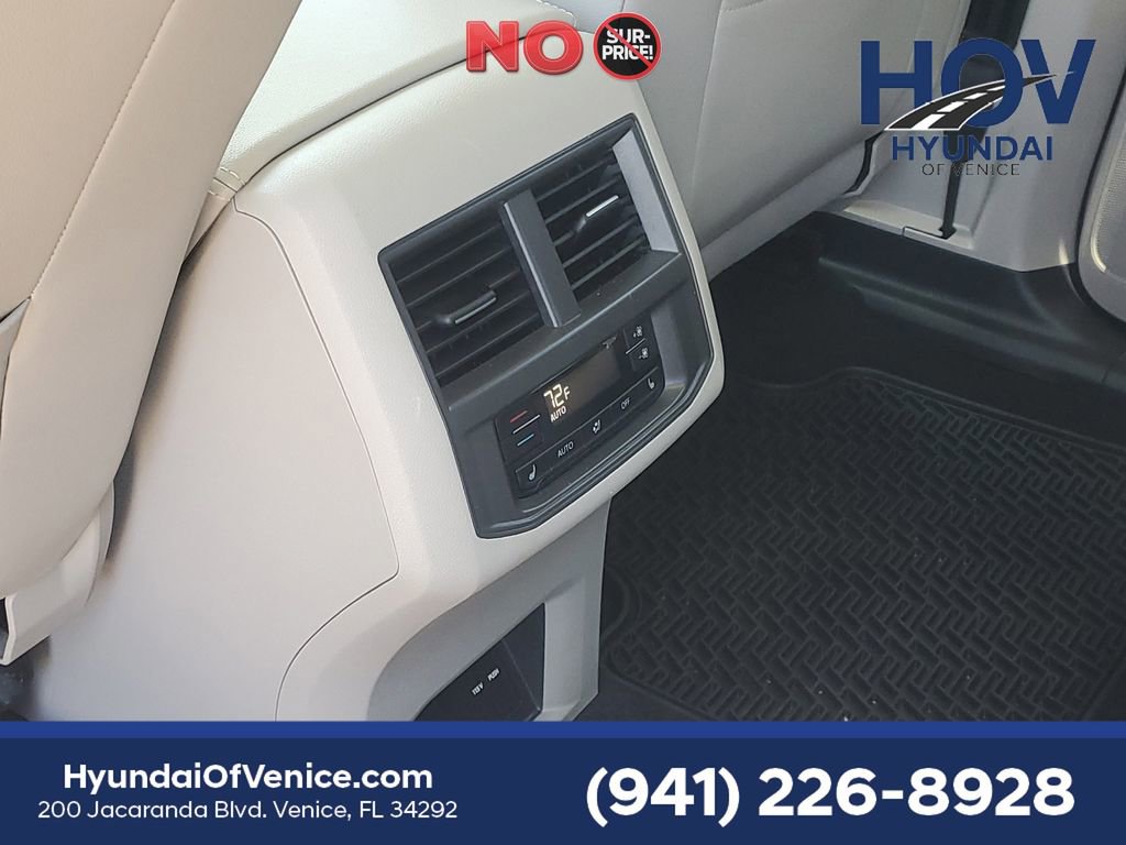 Used 2023 Volkswagen Atlas SEL Premium AWD/4WD image 15