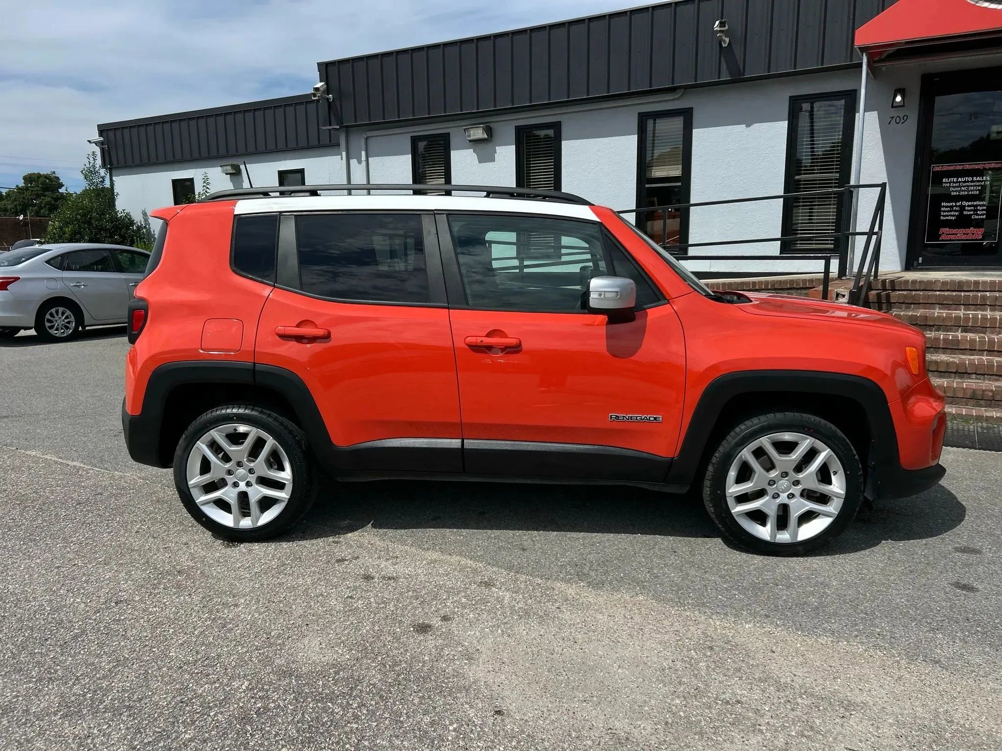 Used 2021 Jeep Renegade Latitude image 7
