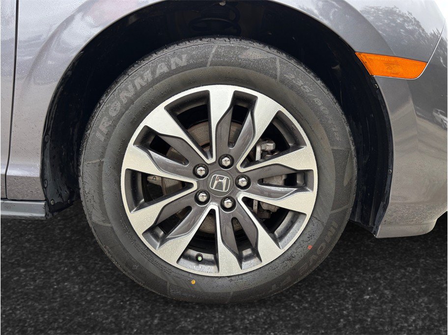Used 2024 Honda Odyssey EX-L image 13