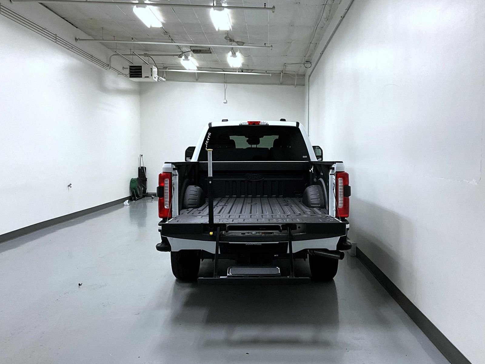 New 2026 Ford F250 XLT image 9