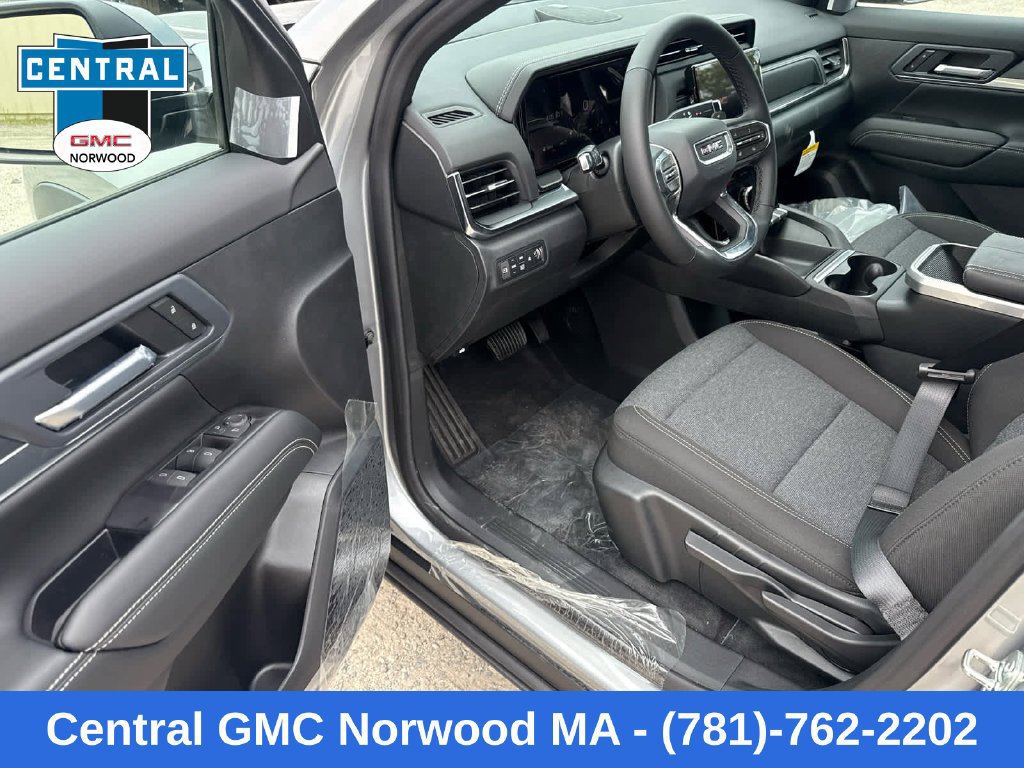 New 2027 GMC Terrain Elevation w/ LPO, Floor Liner Package AWD/4WD image 14
