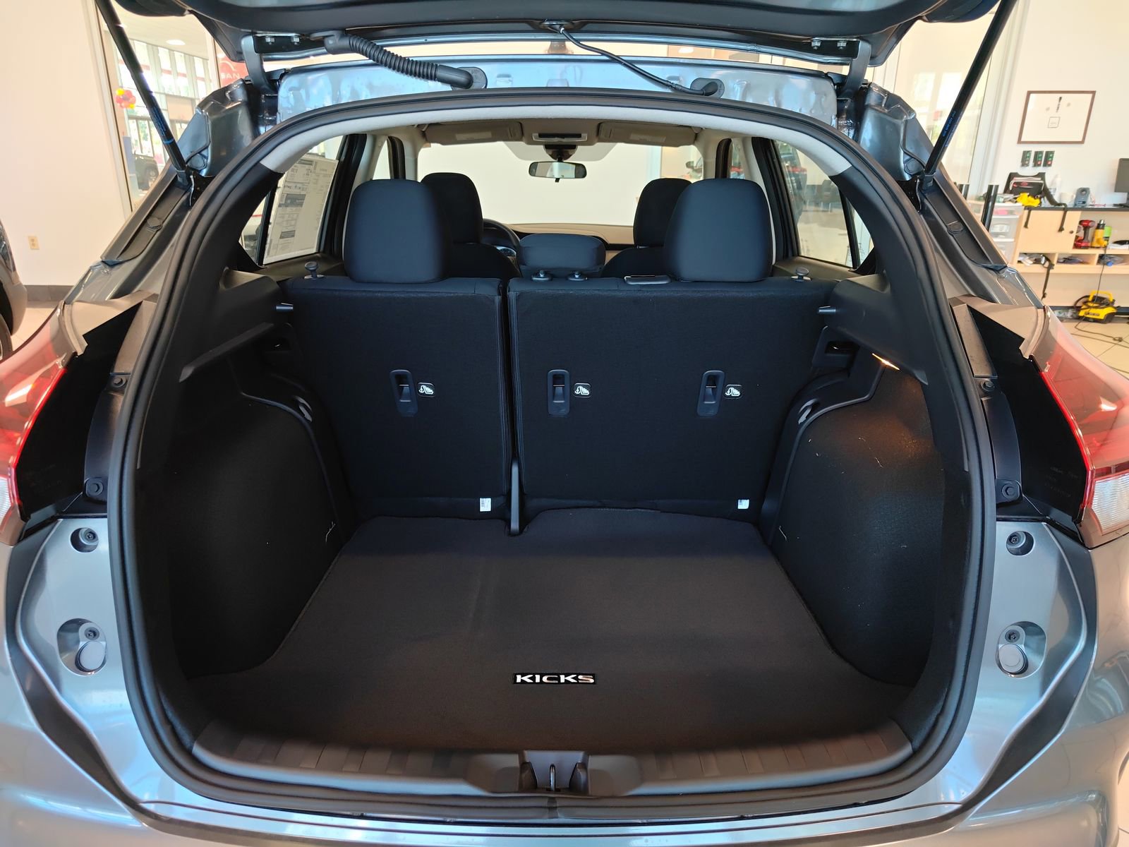 New 2025 Nissan Kicks Play S FWD image 12