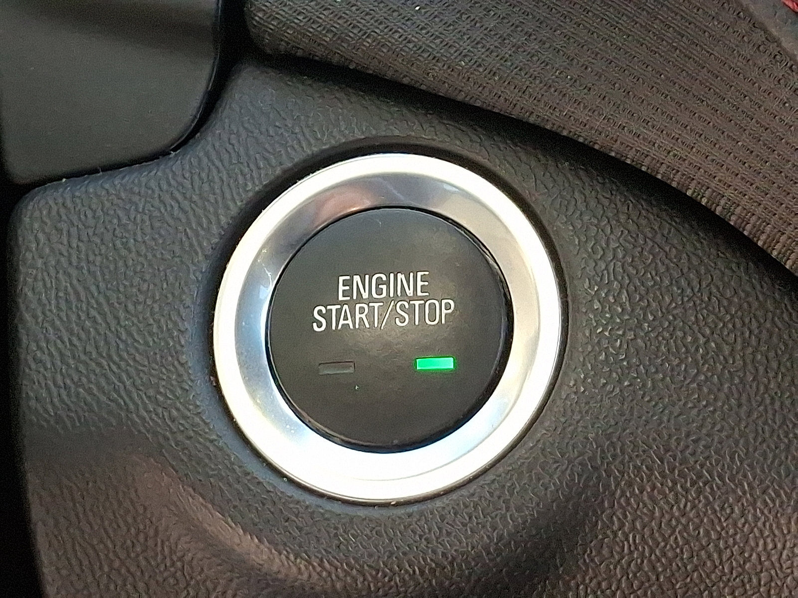 Certified 2022 Chevrolet Equinox RS w/ Infotainment Package image 22