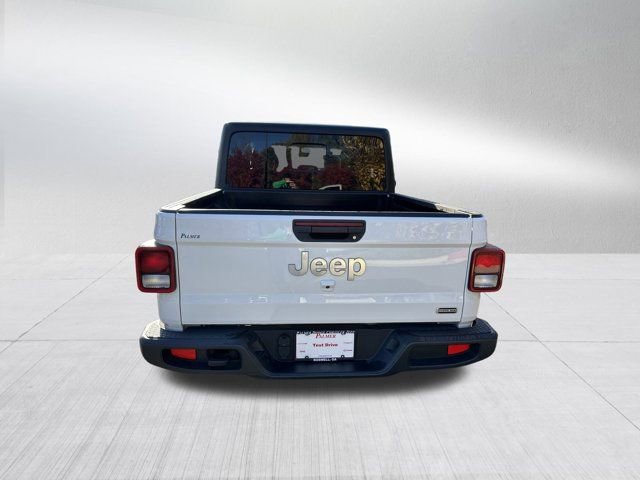 Certified 2023 Jeep Gladiator Overland image 7