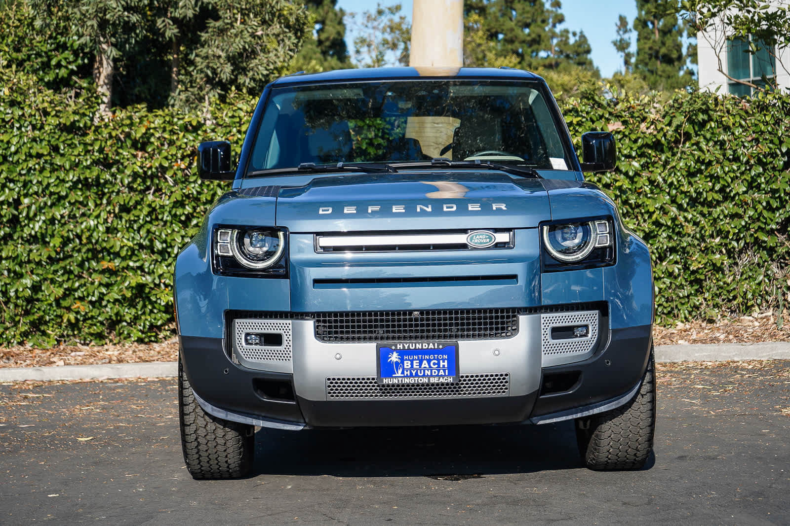 Used 2024 Land Rover Defender 110 S AWD/4WD image 2