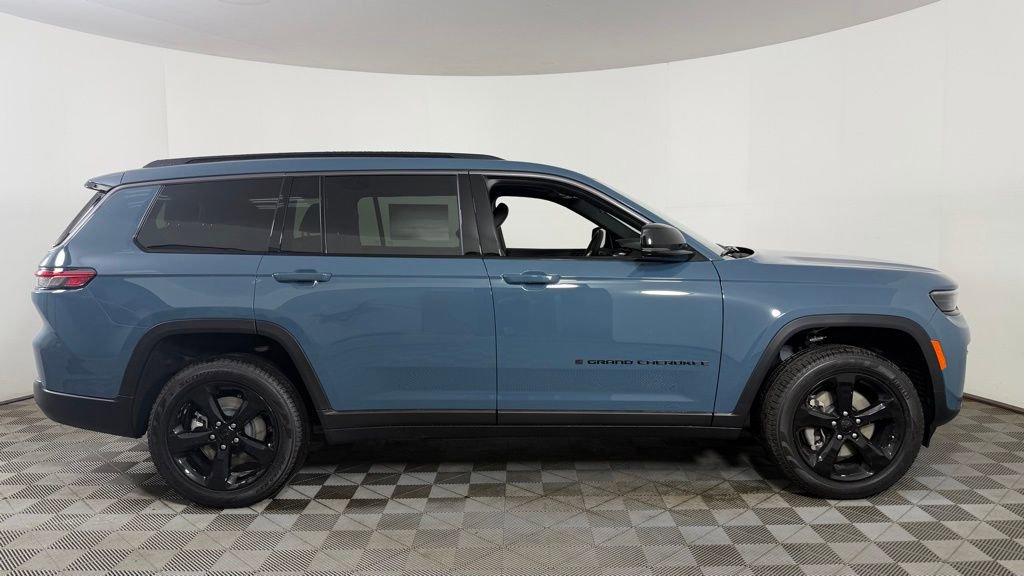 New 2026 Jeep Grand Cherokee L Limited AWD/4WD image 8
