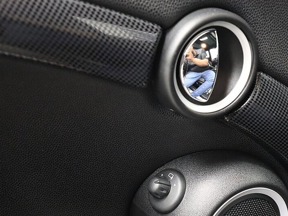 Used 2013 MINI Cooper S FWD image 33