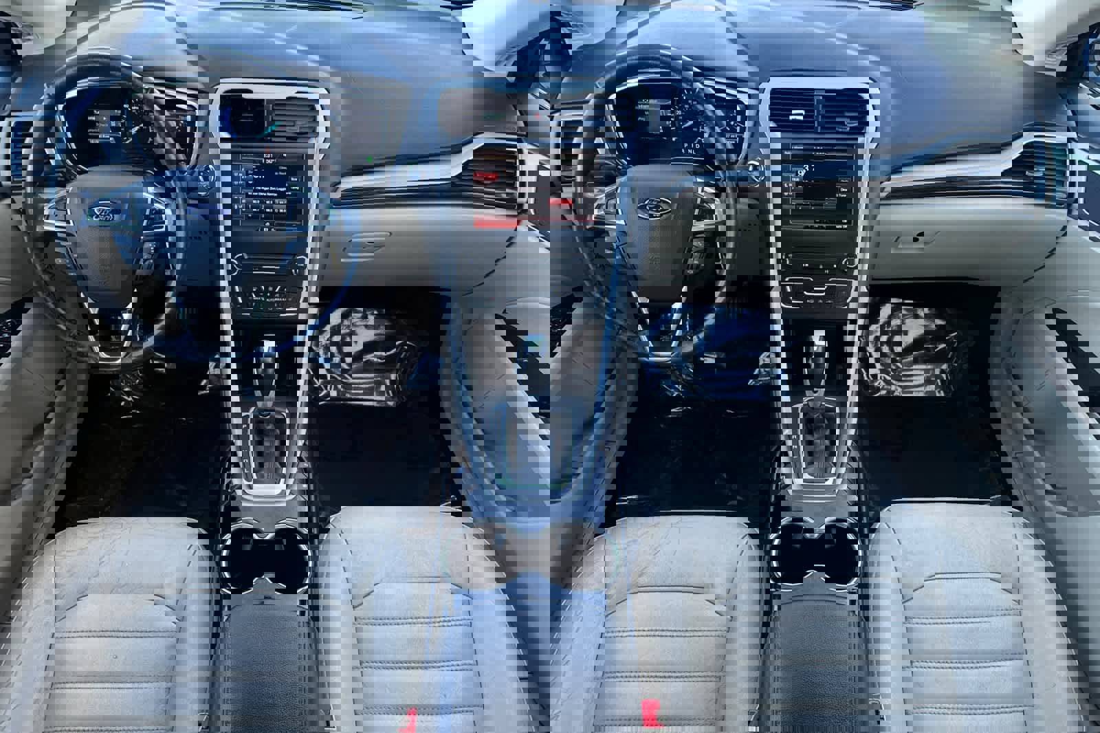 Used 2016 Ford Fusion Energi SE image 3