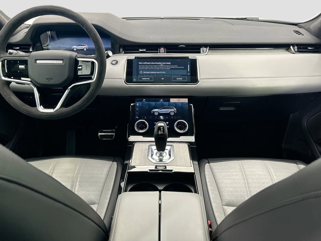 Used 2023 Land Rover Range Rover Evoque HST image 13