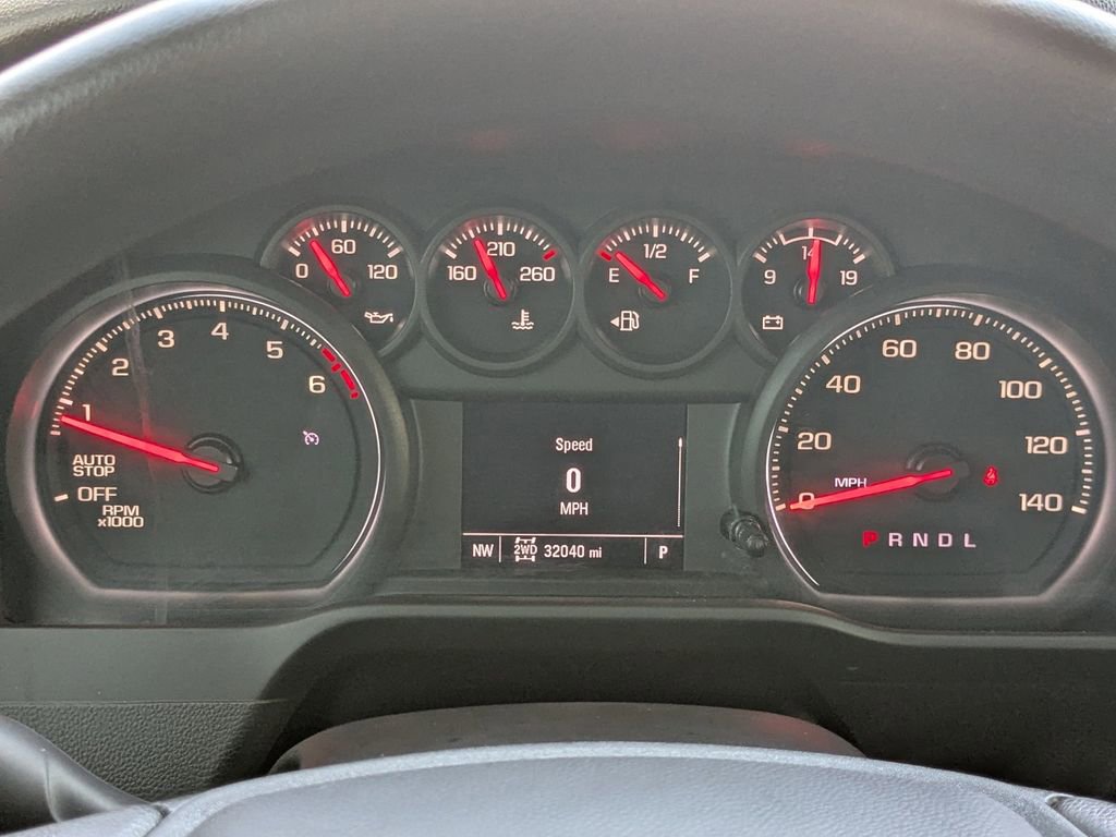 Used 2022 Chevrolet Silverado 1500 Custom AWD/4WD image 23