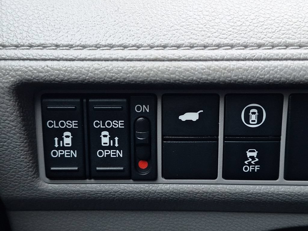 Used 2023 Honda Odyssey EX-L image 28