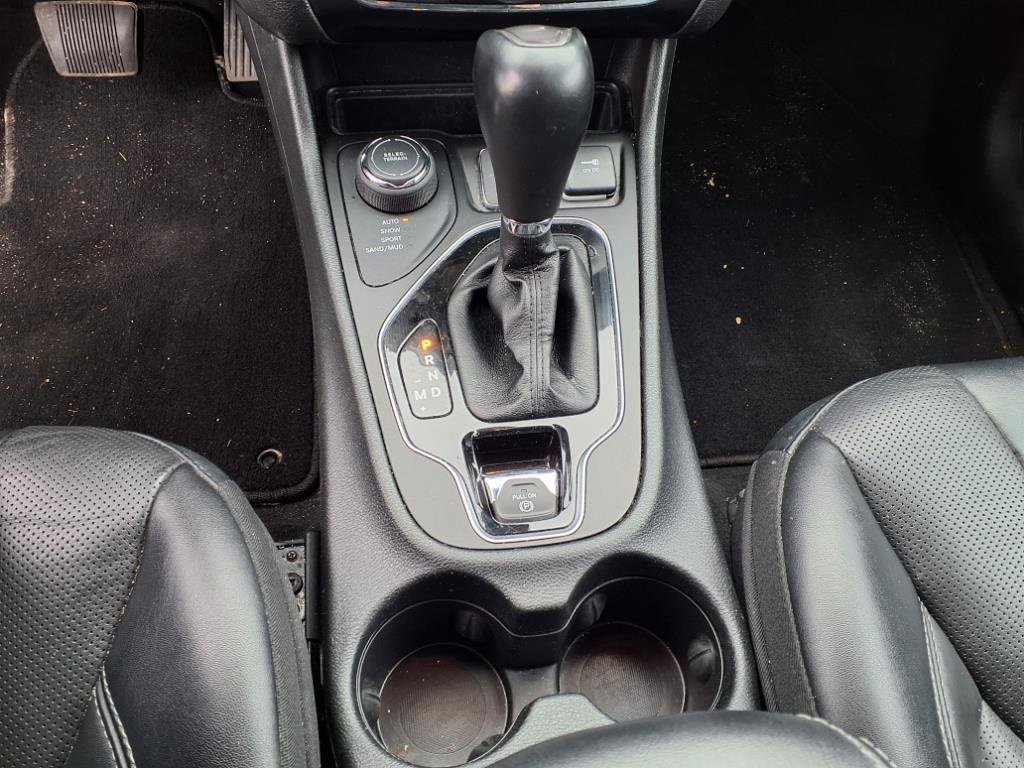 Used 2023 Jeep Cherokee Altitude Lux image 15