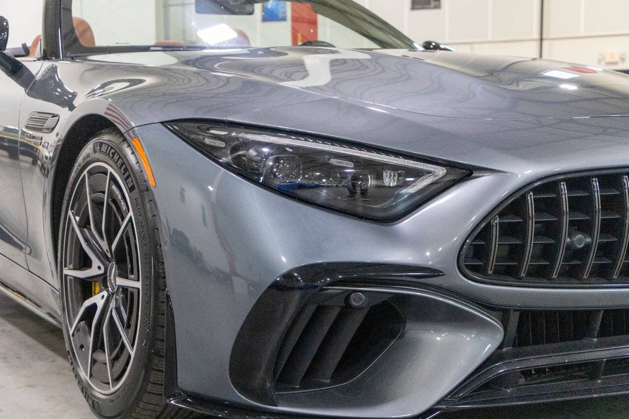 Used 2022 Mercedes-Benz SL 63 AMG 4MATIC image 40