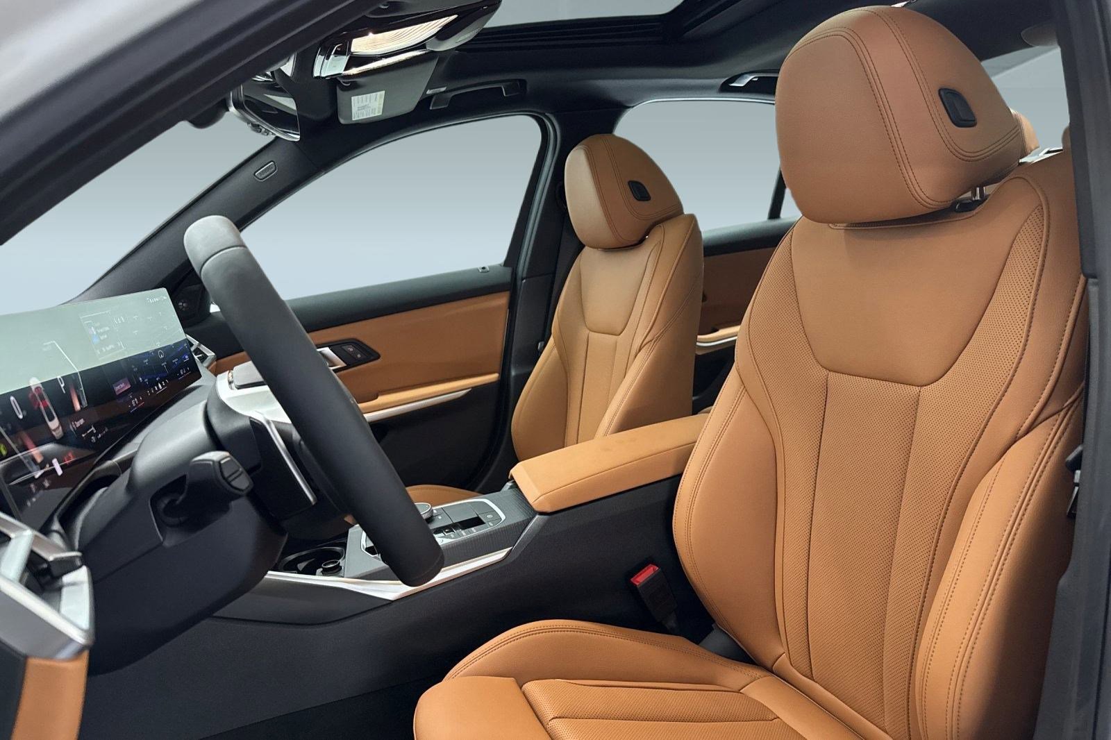 New 2026 BMW 330i Sedan w/ Convenience Package image 5