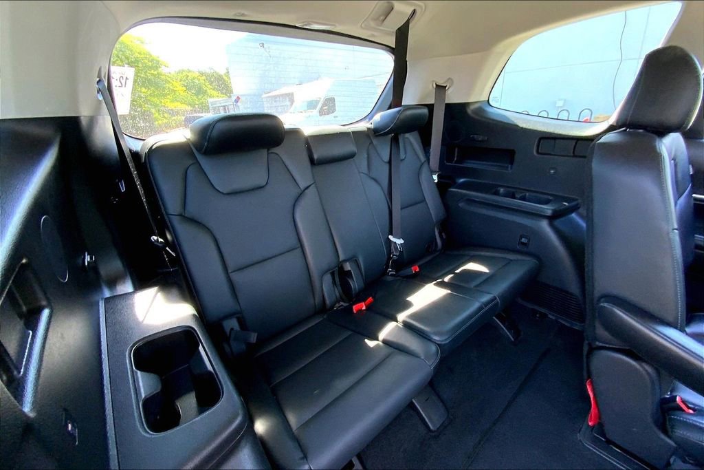 Used 2025 Kia Telluride S AWD/4WD image 18
