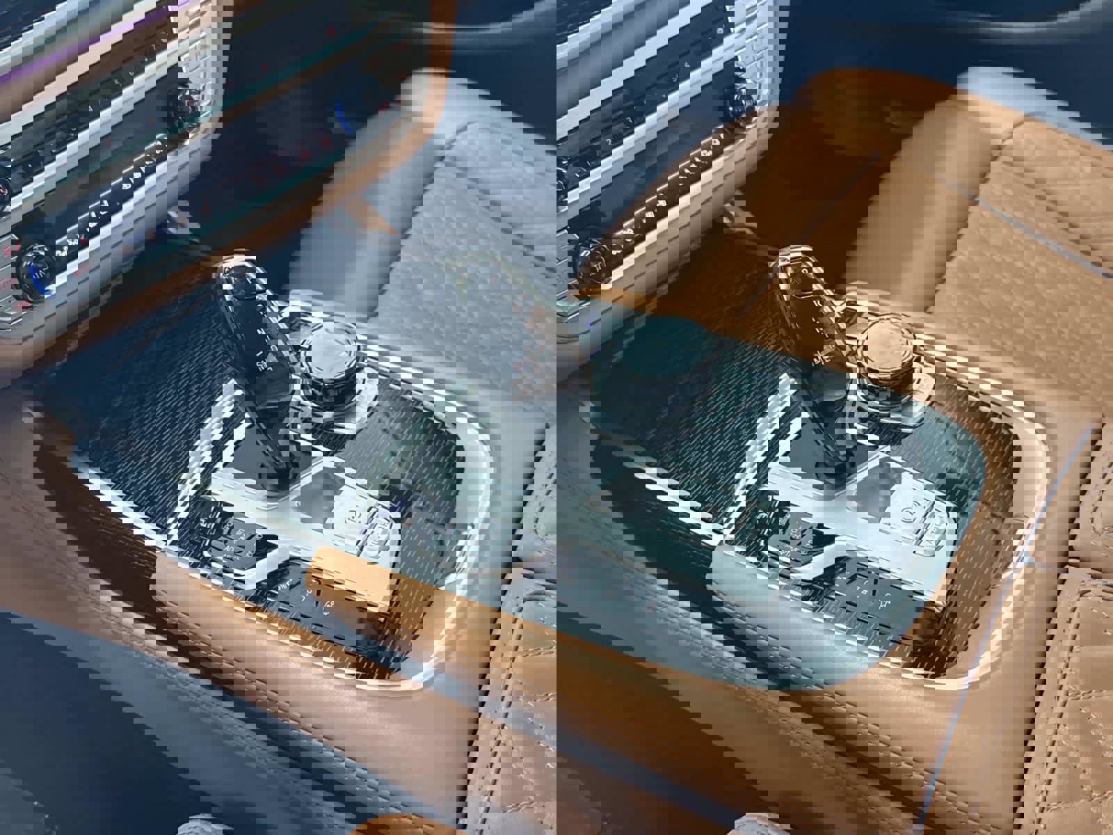 Used 2022 BMW 750i xDrive w/ Luxury Rear Seating Package image 20