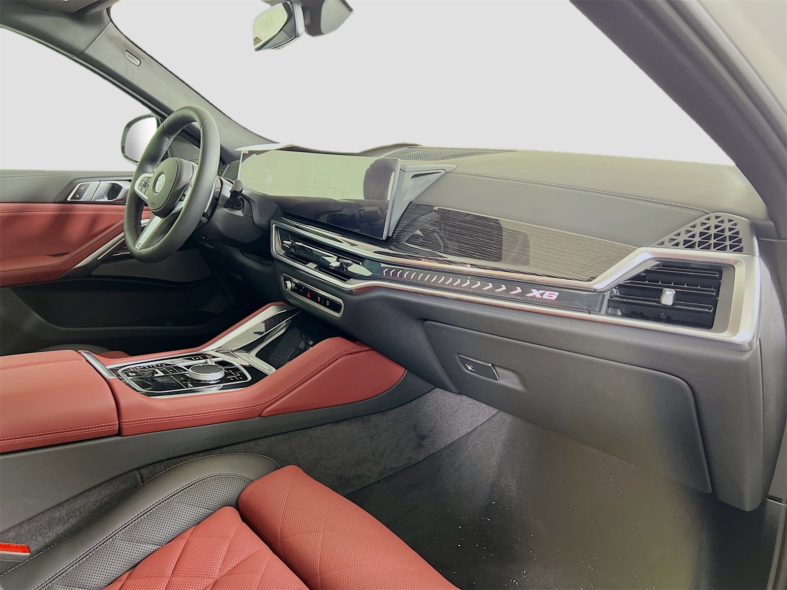New 2026 BMW X6 xDrive40i w/ Climate Comfort Package image 32