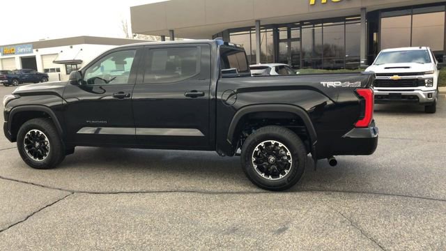 Used 2026 Toyota Tundra SR5 w/ TRD Off-Road Package AWD/4WD image 6
