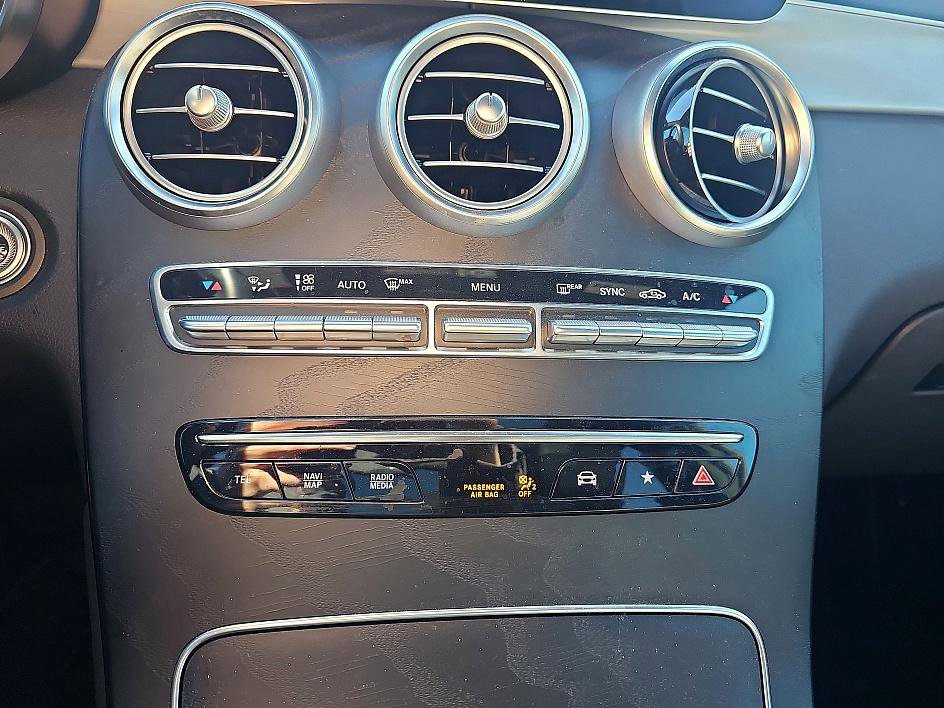 Used 2022 Mercedes-Benz GLC 300 image 22