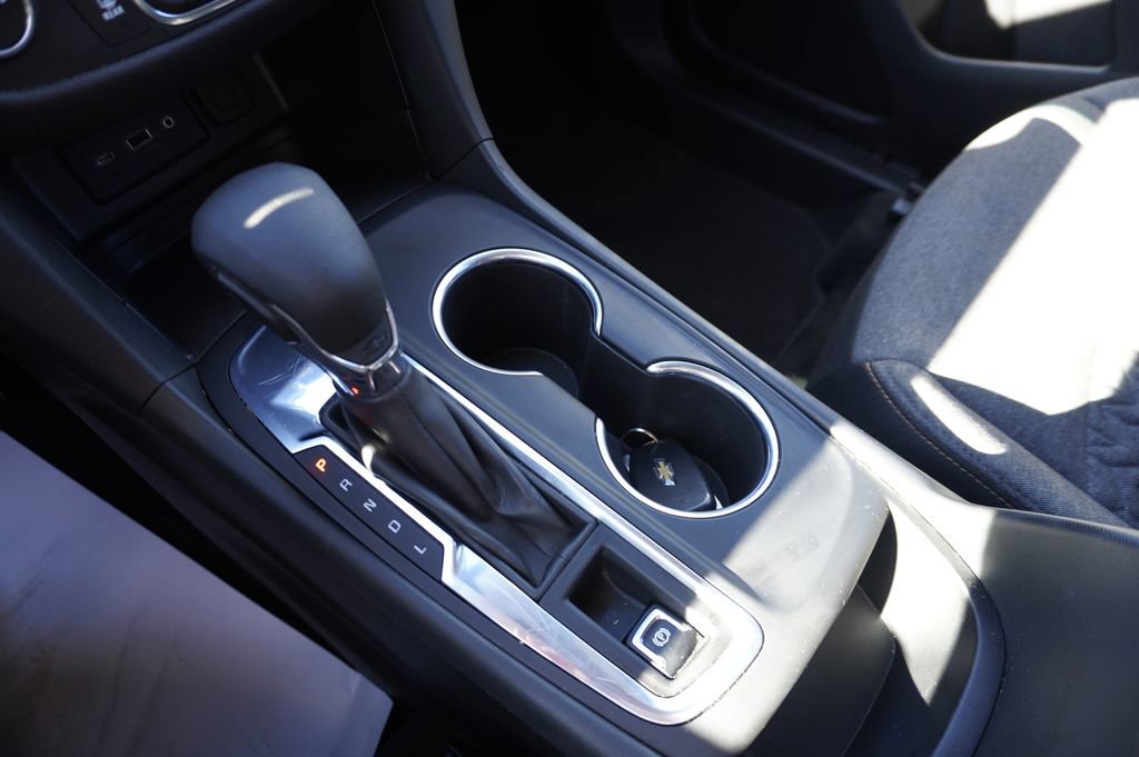 Used 2023 Chevrolet Equinox LT image 18