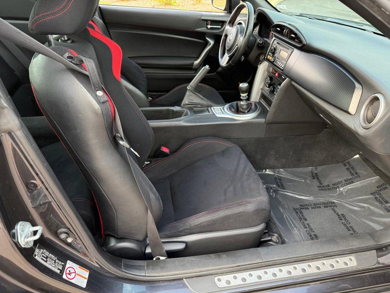 Used 2013 Scion FR-S 2dr Cpe Man (Natl) image 11