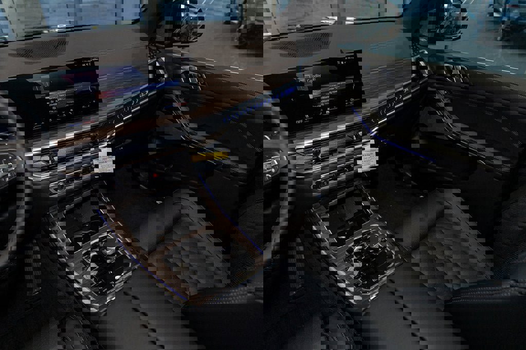 New 2026 BMW X5 xDrive40i w/ Premium Package image 38