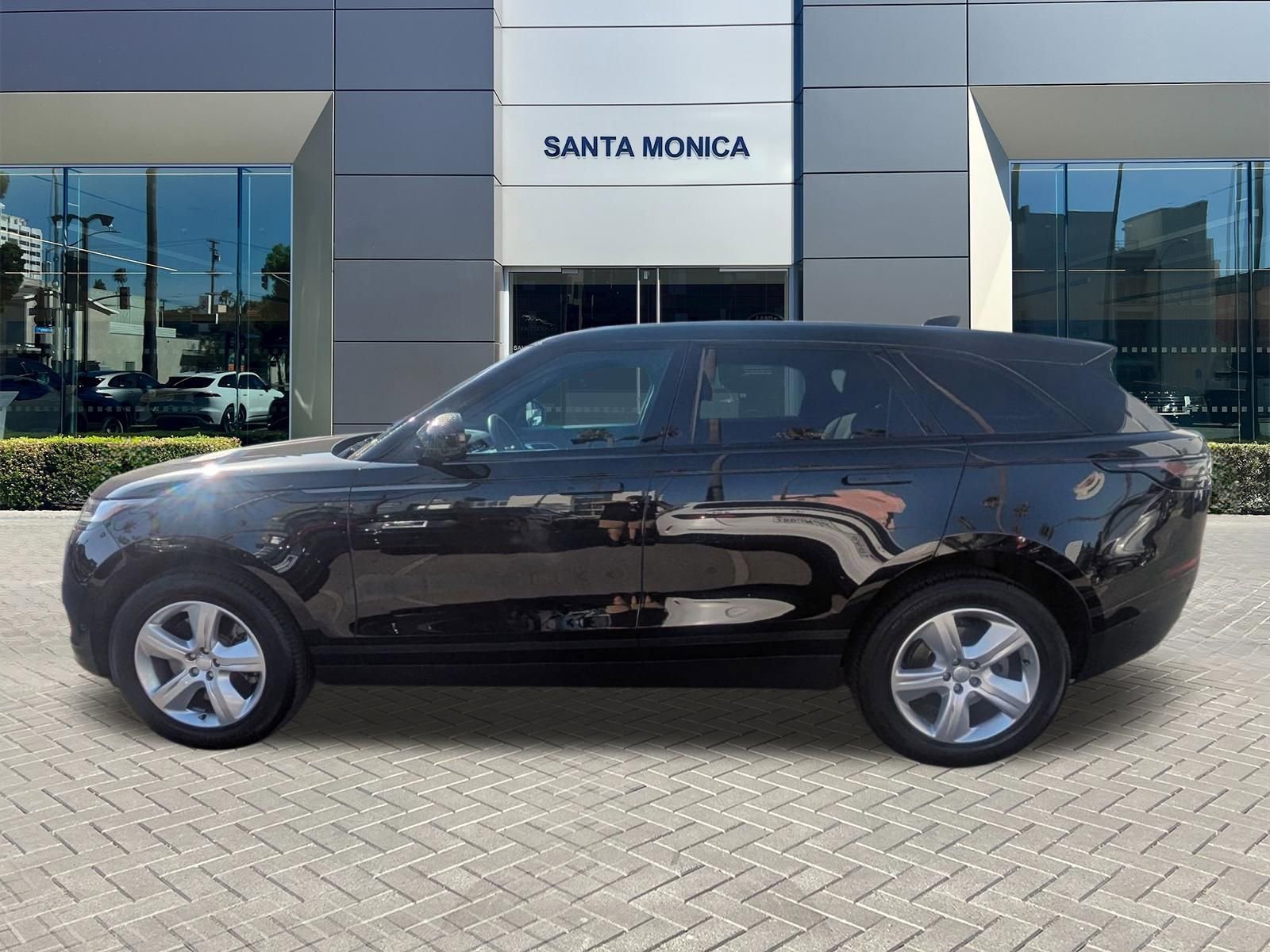 Used 2026 Land Rover Range Rover Velar S image 8