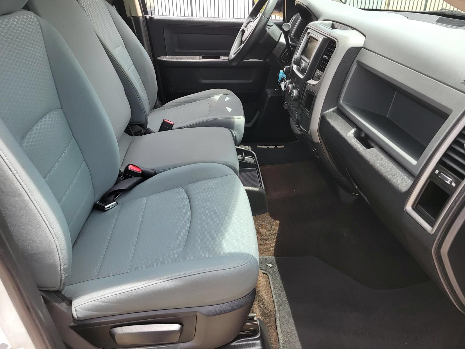 Used 2013 RAM 2500 Tradesman w/ Chrome Appearance Group RWD image 15