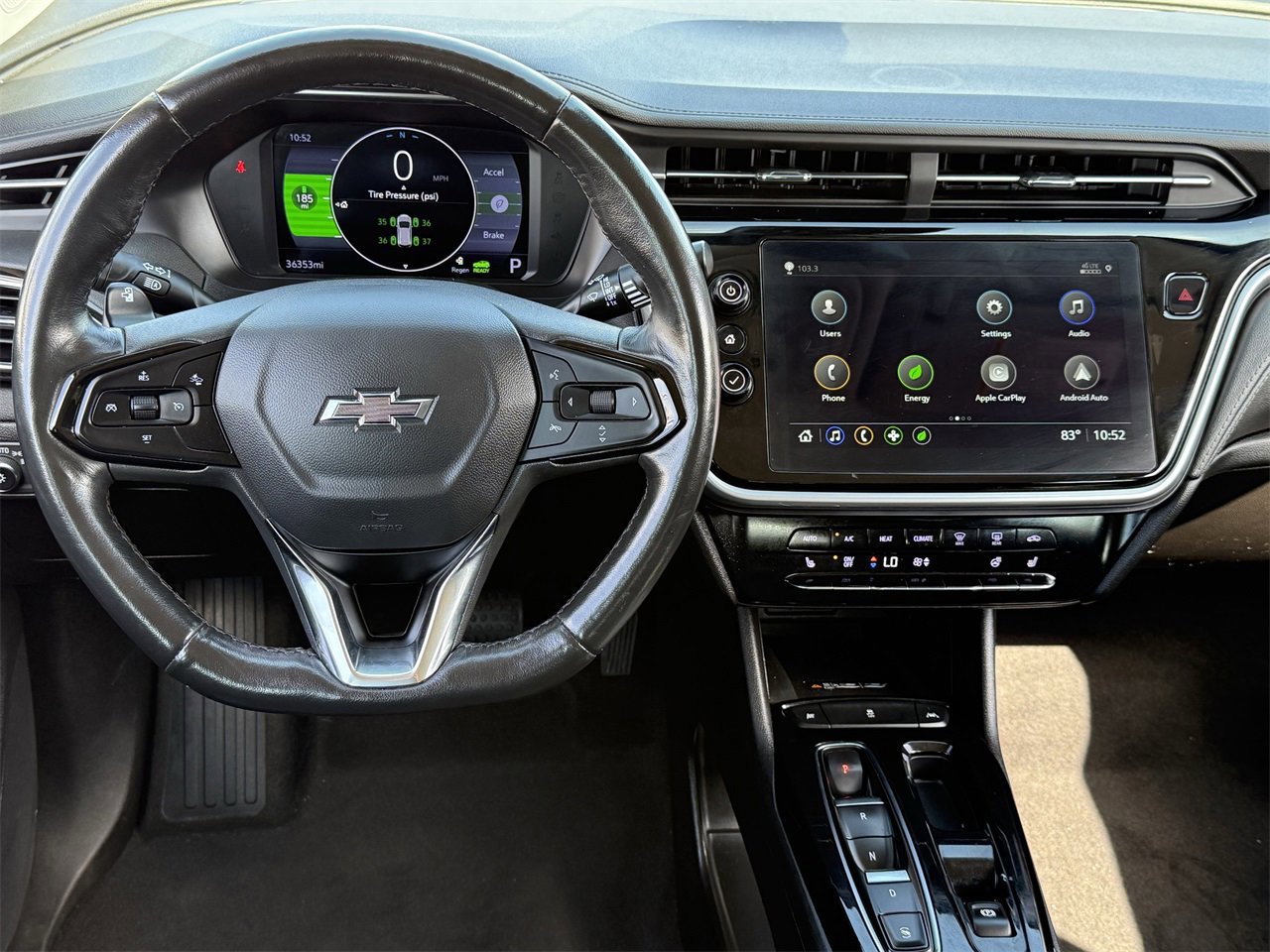 Certified 2023 Chevrolet Bolt EUV LT w/ Comfort Package image 11