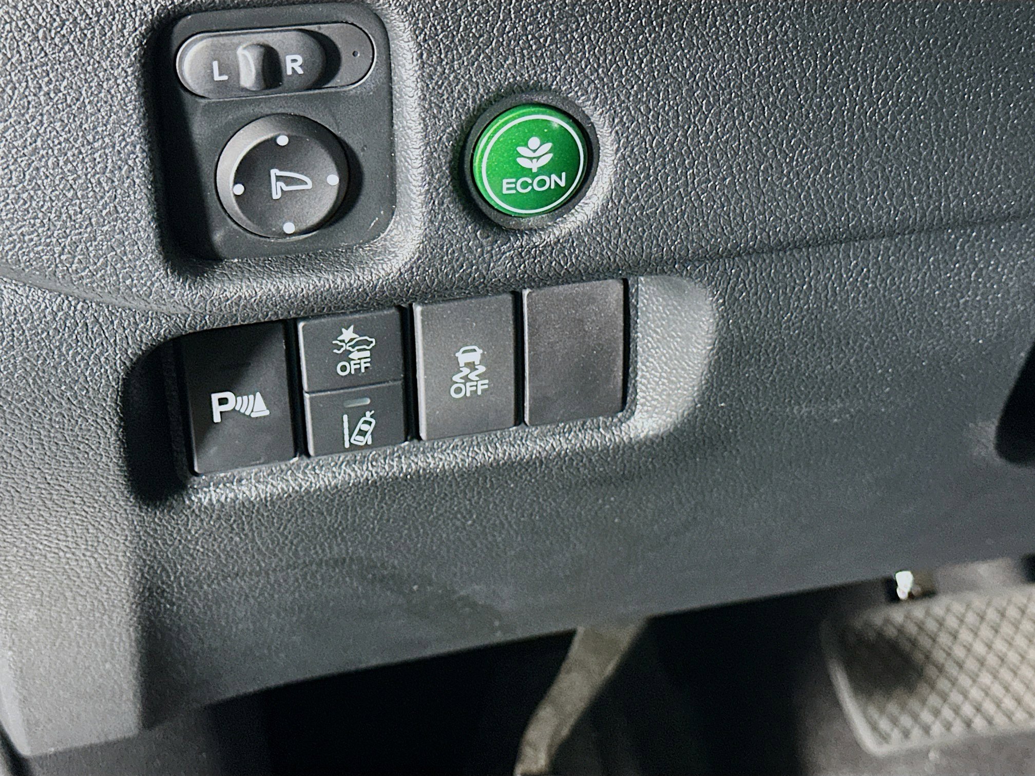 Used 2023 Honda Passport EX-L image 16