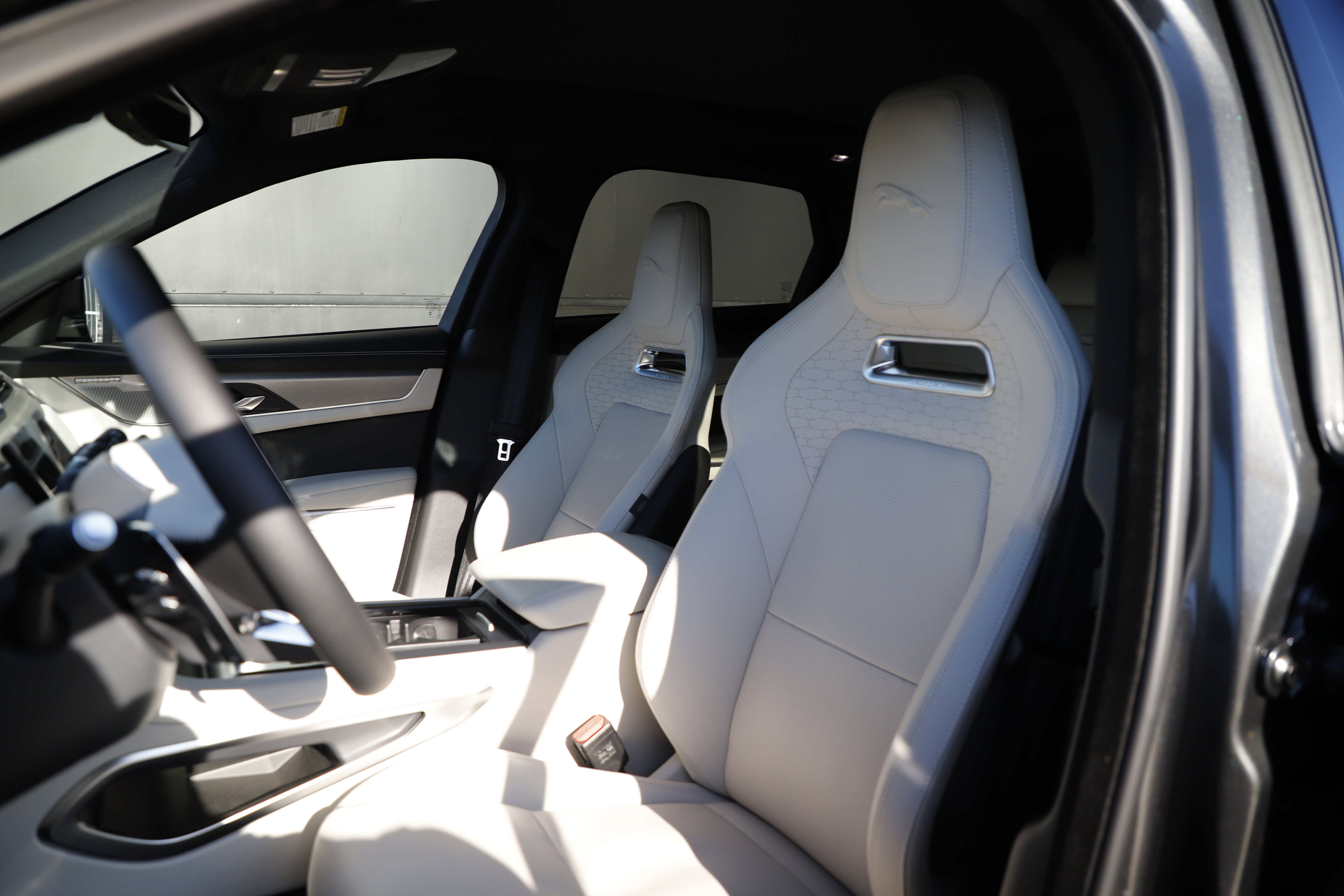 New 2026 Jaguar F-PACE R-Dynamic S AWD/4WD image 19