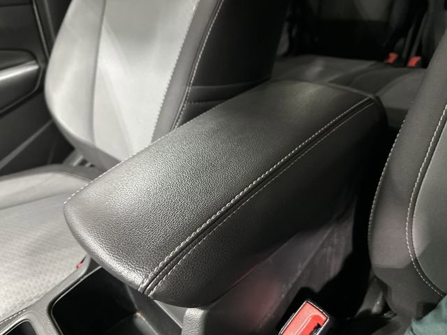 Used 2017 Ford Escape SE FWD image 25
