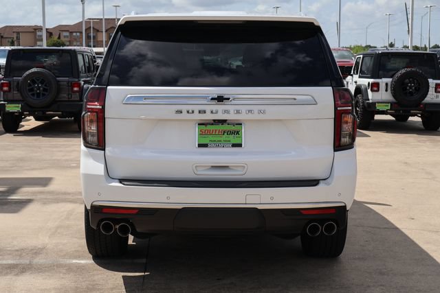 Used 2024 Chevrolet Suburban High Country w/ Premium Package 2 RWD image 5