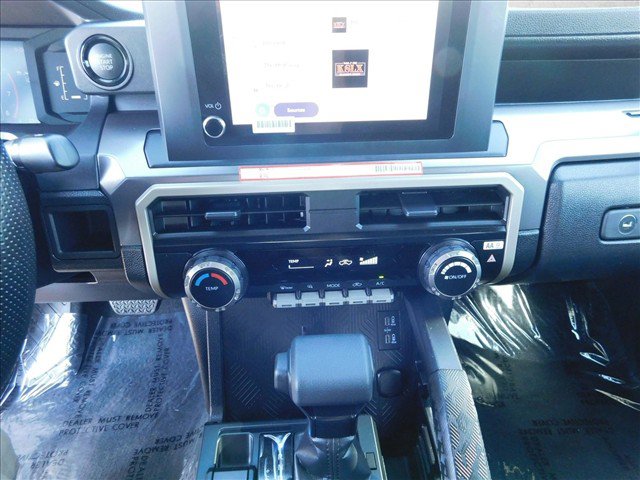 Used 2026 Toyota Tacoma SR5 AWD/4WD image 20