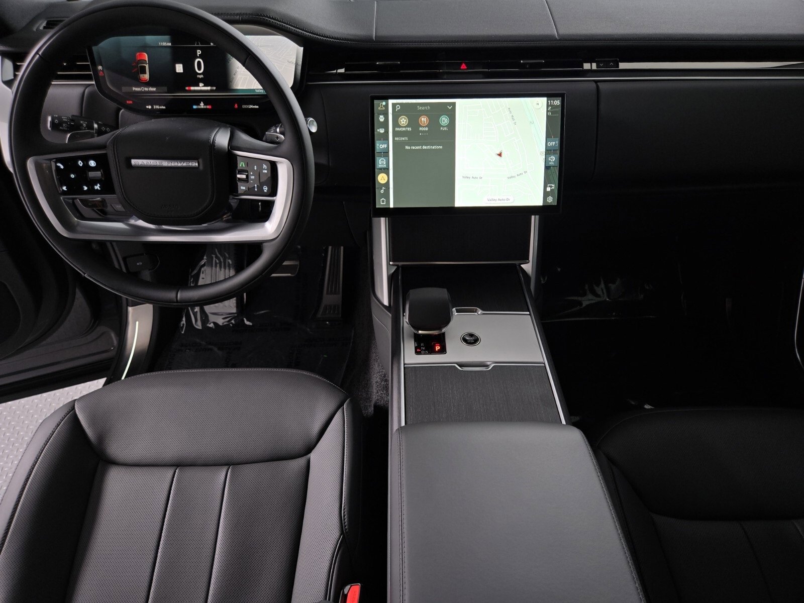 New 2025 Land Rover Range Rover Long Wheelbase SE image 4