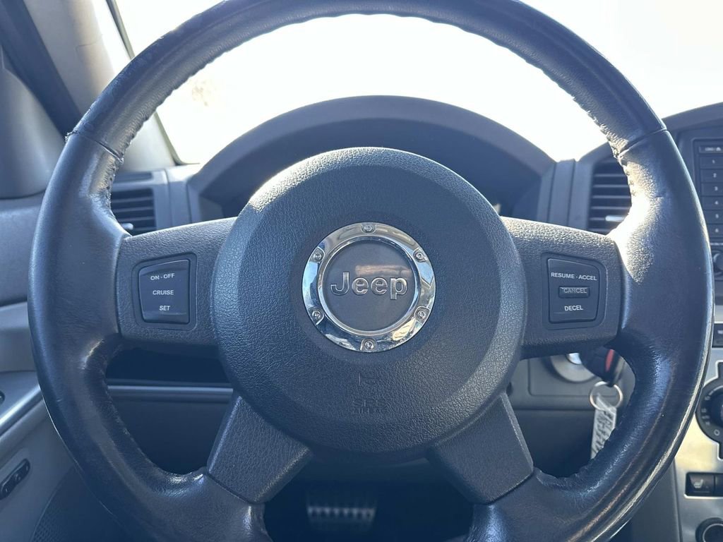 Used 2006 Jeep Grand Cherokee SRT8 w/ SRT Option Group I AWD/4WD image 21