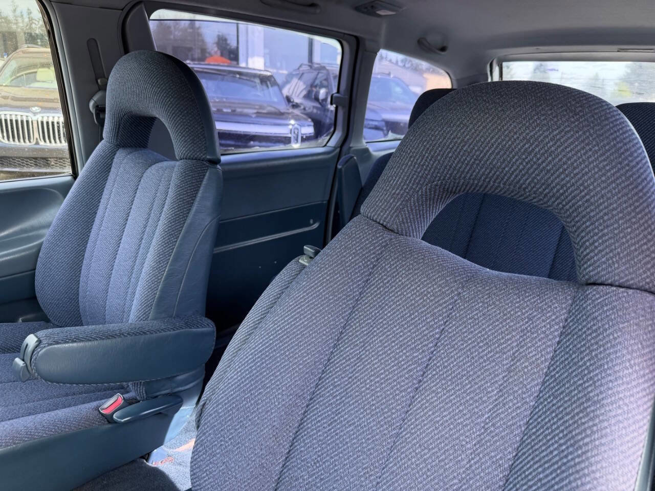 Used 1993 Toyota Previa Deluxe RWD image 27