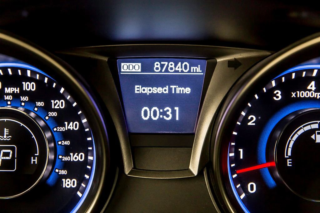 Used 2016 Hyundai Genesis 3.8 RWD image 15