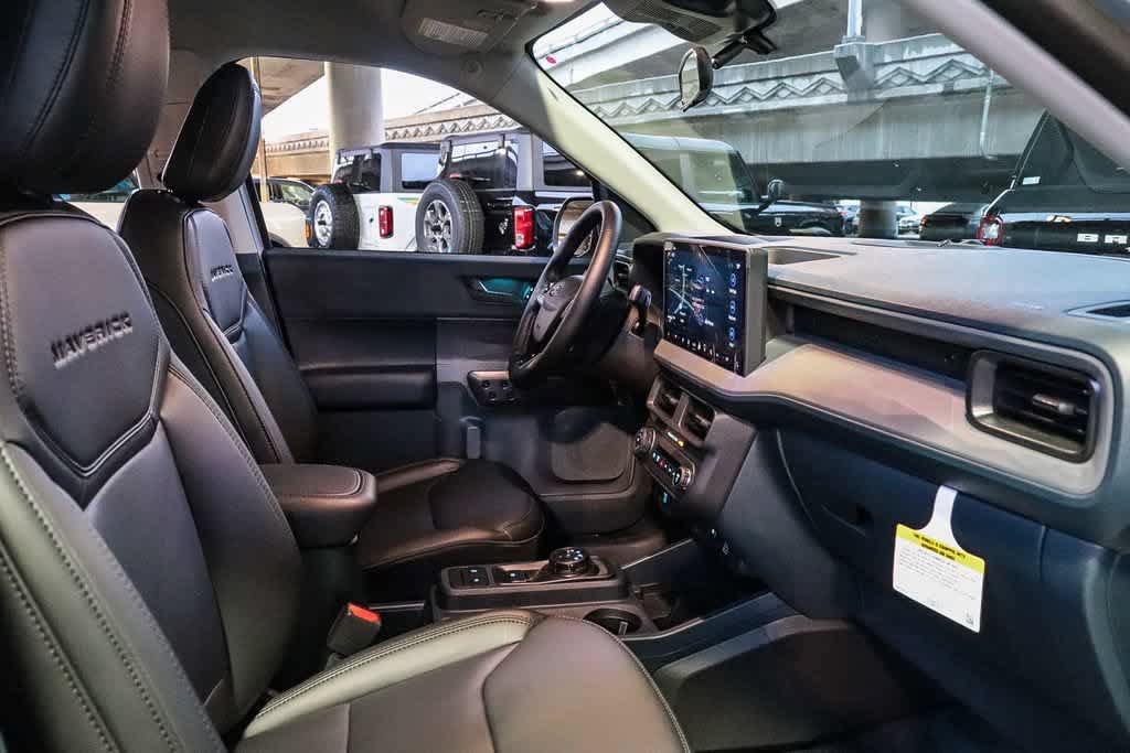 New 2025 Ford Maverick Lariat w/ Black Appearance Package AWD/4WD image 31