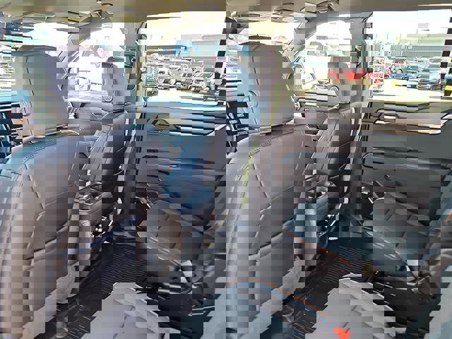 New 2026 GMC Acadia AT4 w/ LPO, Floor Liner Package image 9