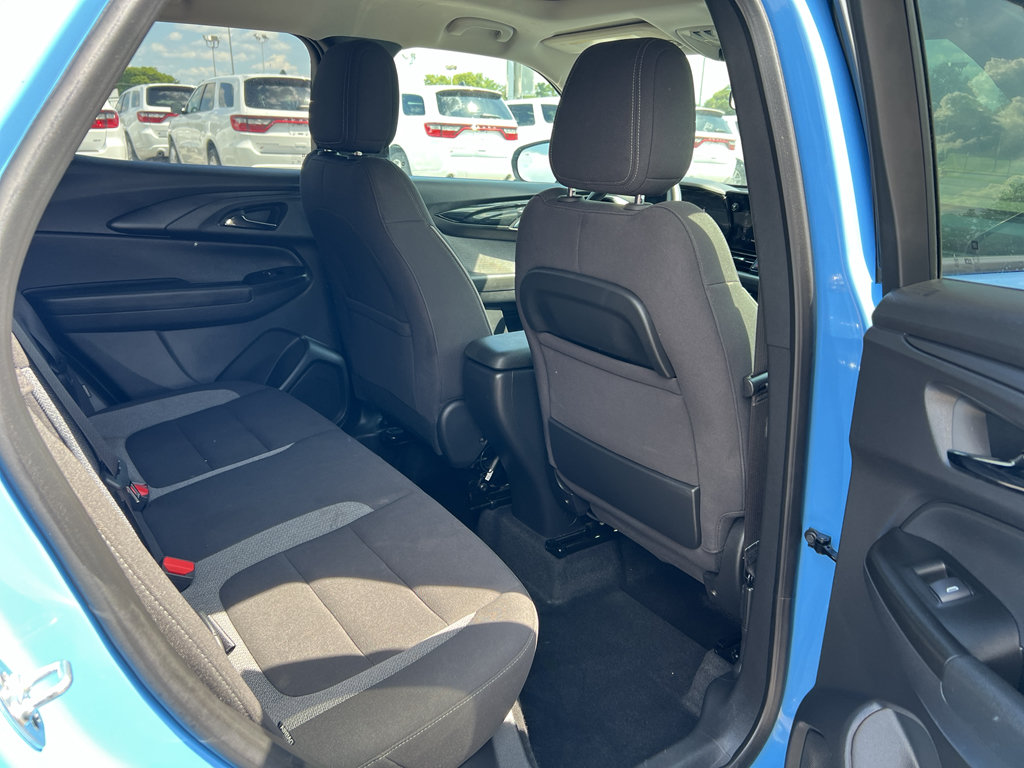 Used 2024 Chevrolet TrailBlazer LT w/ LT Cold Weather Package FWD image 10