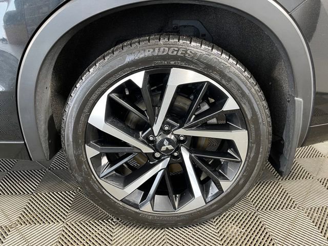 Used 2023 Mitsubishi Outlander SEL image 11
