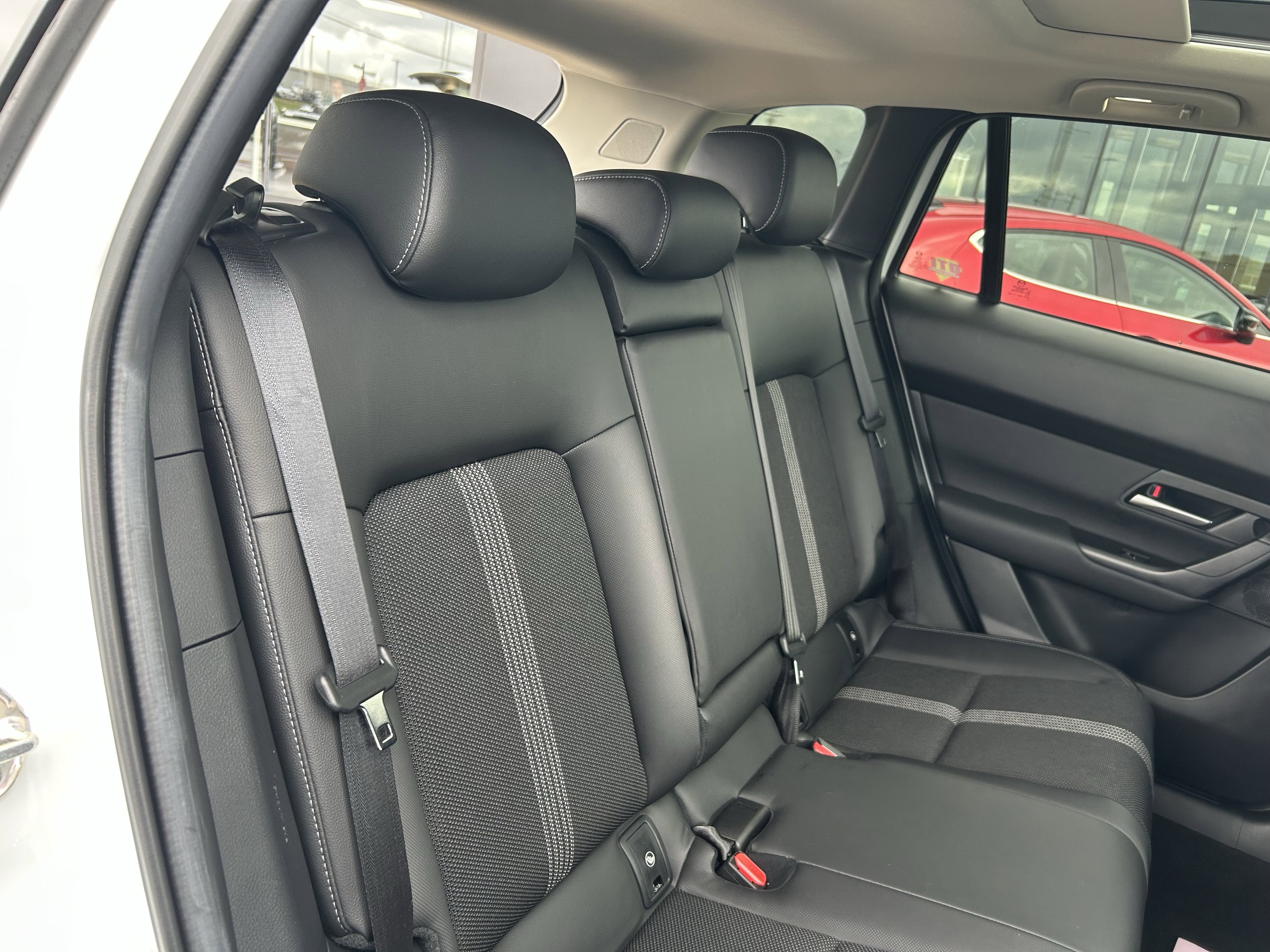 Certified 2025 MAZDA CX-50 AWD 2.5 S w/ Weather Package image 25