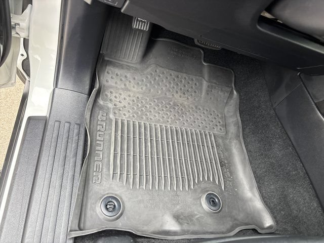 Used 2023 Toyota 4Runner 40th Anniversary SE AWD/4WD image 26
