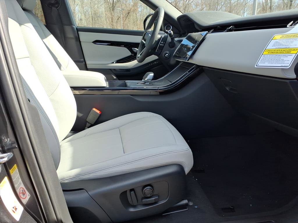 New 2026 Land Rover Range Rover Evoque S image 3