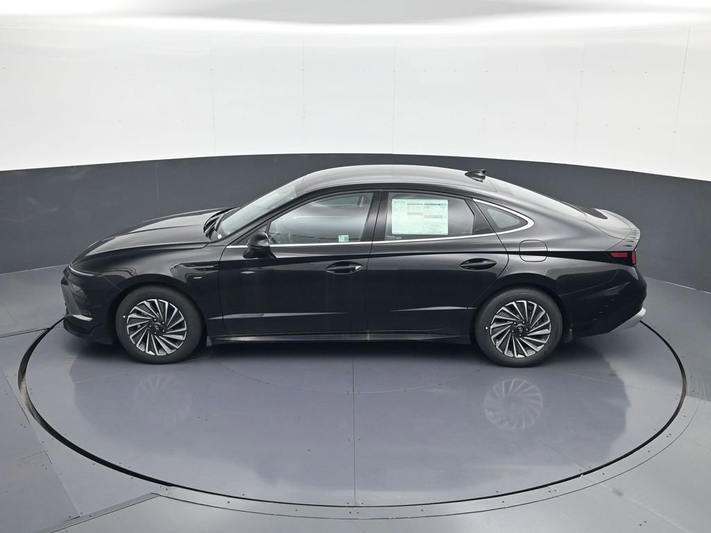 Certified 2025 Hyundai Sonata SEL FWD image 20