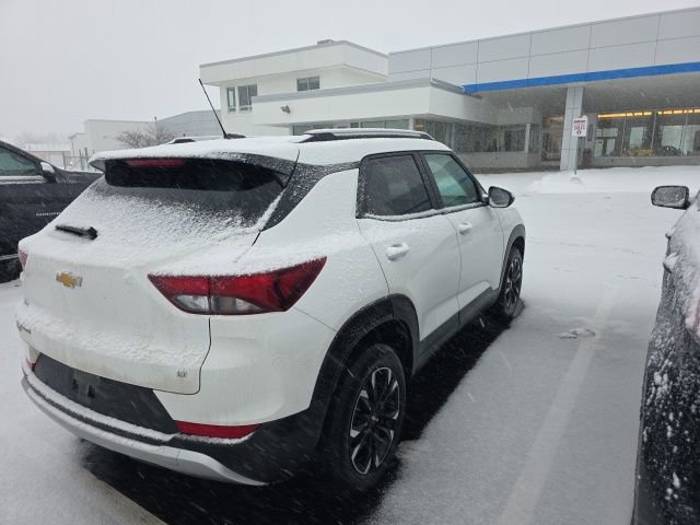 Used 2022 Chevrolet TrailBlazer LT w/ Convenience Package image 11