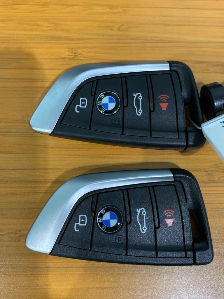 Used 2023 BMW X4 xDrive30i w/ M Sport Package AWD/4WD image 46